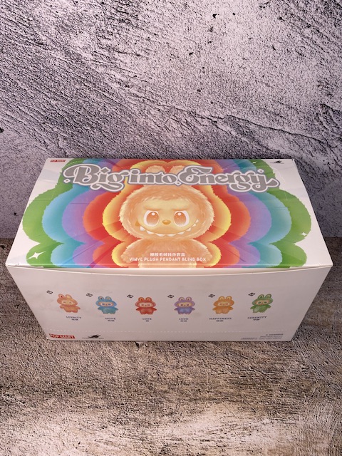 عروسک لبوبو