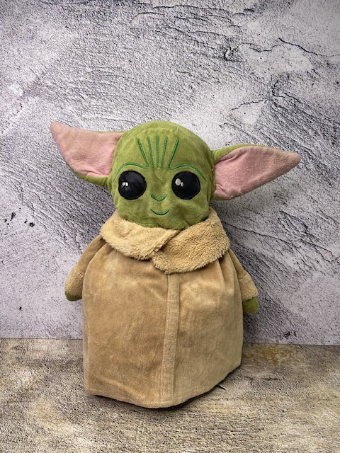 عروسک بی بی یودا