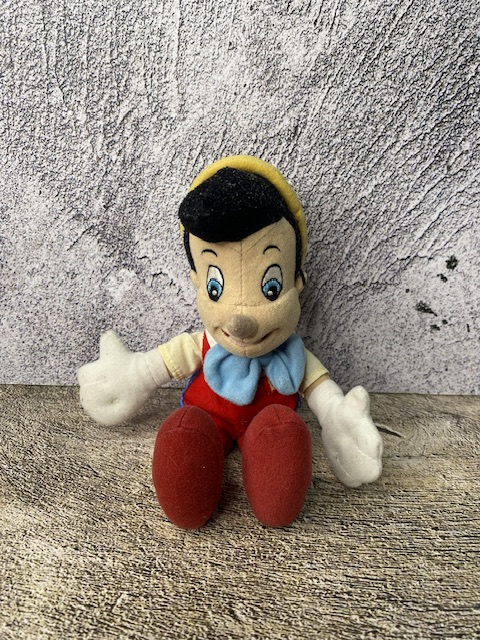 عروسک پینوکیو